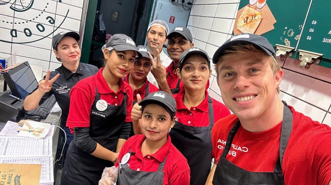 California Burrito celebrates its 10th anniversary/Birthday with Tacos for Rs 10