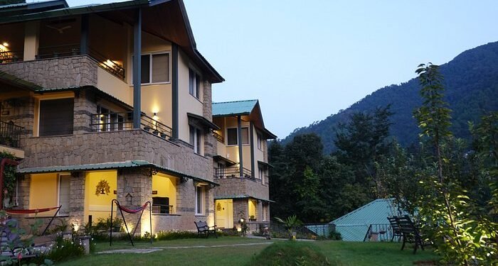 Araiya Palampur, Chow Ranga, trekking, rafting, mountain biking,