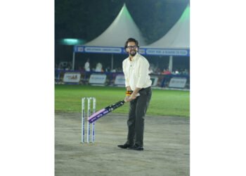 Anurag Thakur Applauds Rashtriya Cricket League Initiative; Presents Prizes at Special Charity Match